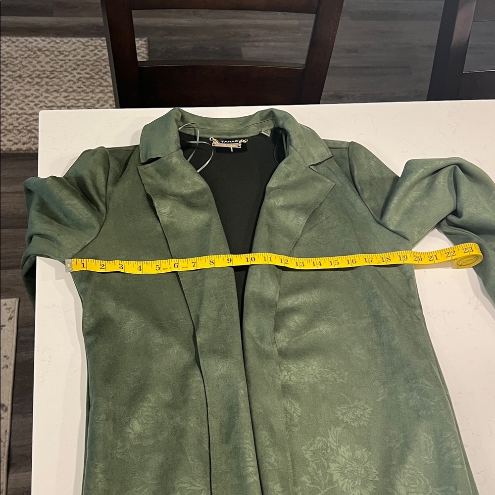 T Tahari Faux Leather Coat Size M - Picture 11 of 12